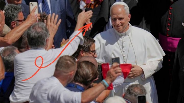 Lanzan objeto al Papa León XIV en el Vaticano; su reacción pacífica da la vuelta al mundo | VIDEO
