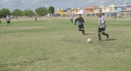 Golea Lobos Negros a la Asociación Médica en la Colosso Veteranos Dominical
