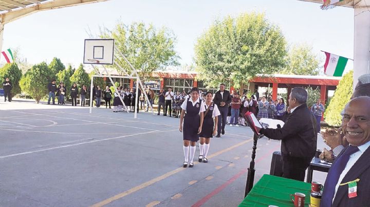 Recortan horario en secundarias de Nuevo Laredo