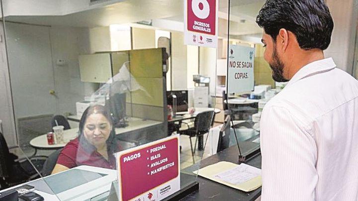 Seguro de vivienda salva a familia; habían perdido su casa en un incendio