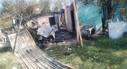 Nuevo Laredo: aire acondicionado provoca incendio en vivienda y familia se queda sin hogar