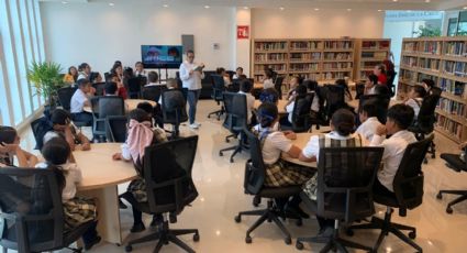 Estudiantes visitan infoteca 'Sor Juana Inés de la Cruz'; fomentan el hábito de la lectura