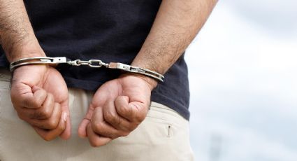 Detienen a veterano alguacil del Condado de Webb; estaba intoxicado en el drive-thru de McDonald's