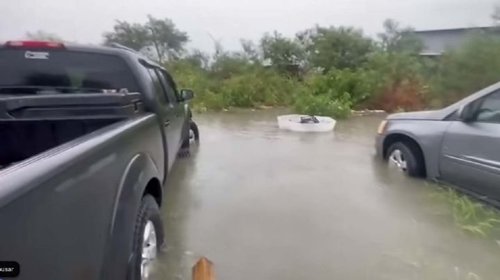 Por tormenta se desborda un canal en Matamoros; hombre y niña caen y son arrastrados | VIDEO