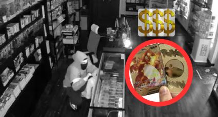 Coleccionista roba cartas de 2 millones de pesos; el momento quedó grabado | VIDEO