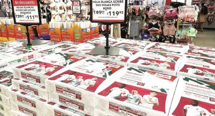 Papás empiezan a surtir la lista de útiles en Nuevo Laredo