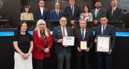 Reconocen a Javier Peña, ex jefe del CBP, por fortalecer lazos binacionales en Laredo