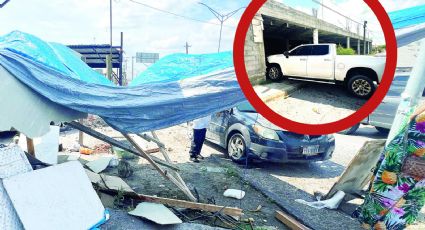 Camioneta destroza puesto de carnitas y tumba barda en Nuevo Laredo; taqueros están graves