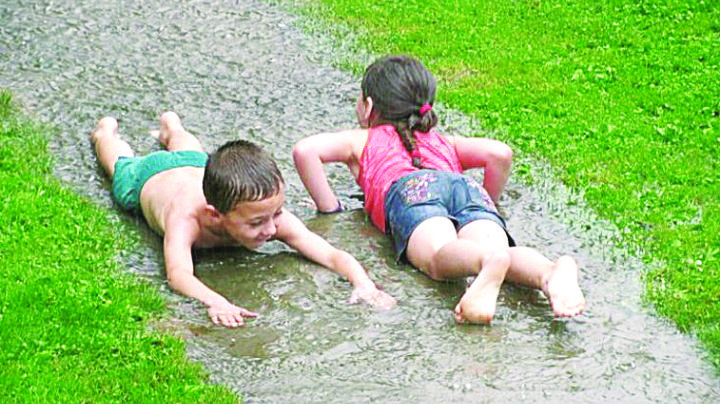 Alertan por contacto con aguas sucias; aumentan consultas relacionadas con infecciones