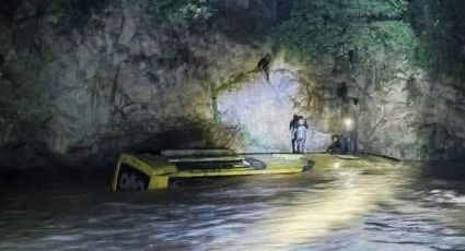 Tragedia en la montaña: cae autobús 80 metros a río de Guerrero; mueren 9 personas