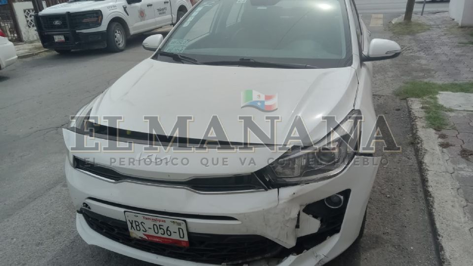 La imprudencia al volante causó este pequeño percance en la ciudad