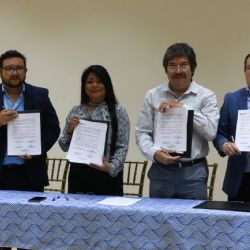 Firman convenio para impulsar el bienestar de trabajadoras y sus familias