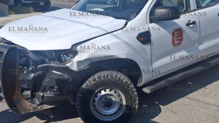Nuevo Laredo: cafre choca camioneta de la empresa Kansas City y se da a la fuga