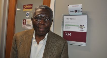 Presentan catedráticos de TAMIU informe de investigación a Corte de Comisionados