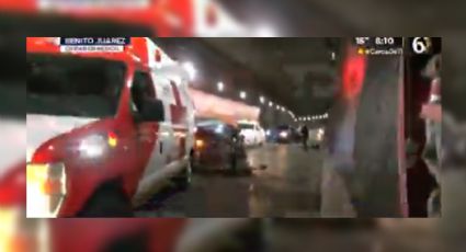 Automovilista choca fuertemente contra ambulancia mientras atendía accidente vial | VIDEO