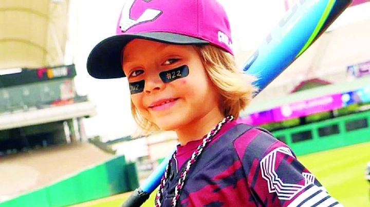 Va 'El Roki' por el título en la Serie Mundial Cal Ripken; México se mide a EU