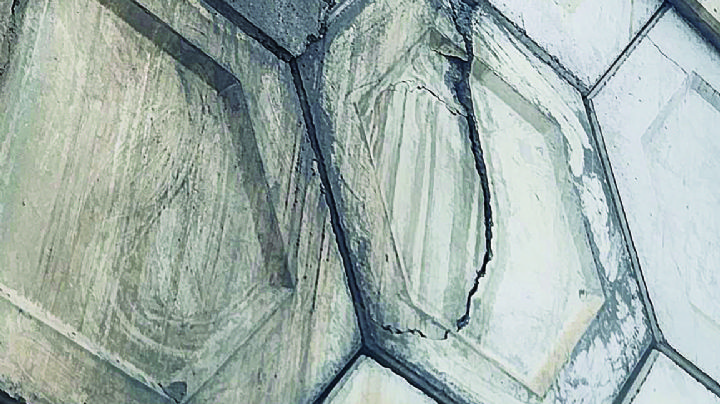 El Puente Polvorón se ‘desmorona’ de nuevo; conductores reportan fallas estructurales