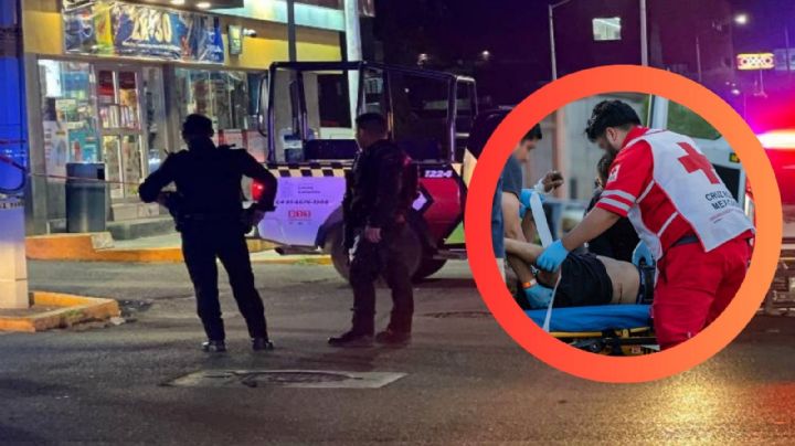 Hombre baleado intenta refugiarse en OXXO de Nuevo León; hallan moto y arma abandonadas