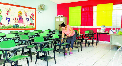 Limpian escuelas de Nuevo Laredo por regreso a clases