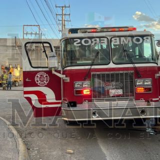 Se incendia caldera de pinturas al lado de Soriana Reforma y agencia de autos