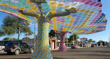Cielo Tejido deslumbra en Expomex con gigantescos árboles hilados por artesanas mexicanas