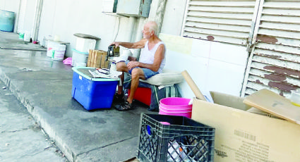 Canícula 2025 en Nuevo Laredo: sufren indigentes por calor de 40 grados