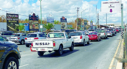 Provocan revisiones largas filas en Puente Internacional II Juárez Lincoln