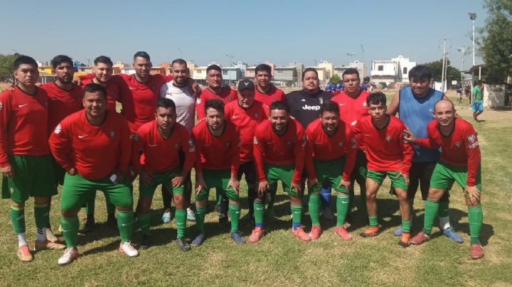 Van Portales FC y Desconocidos por el título en la Liga Independiente Colosso