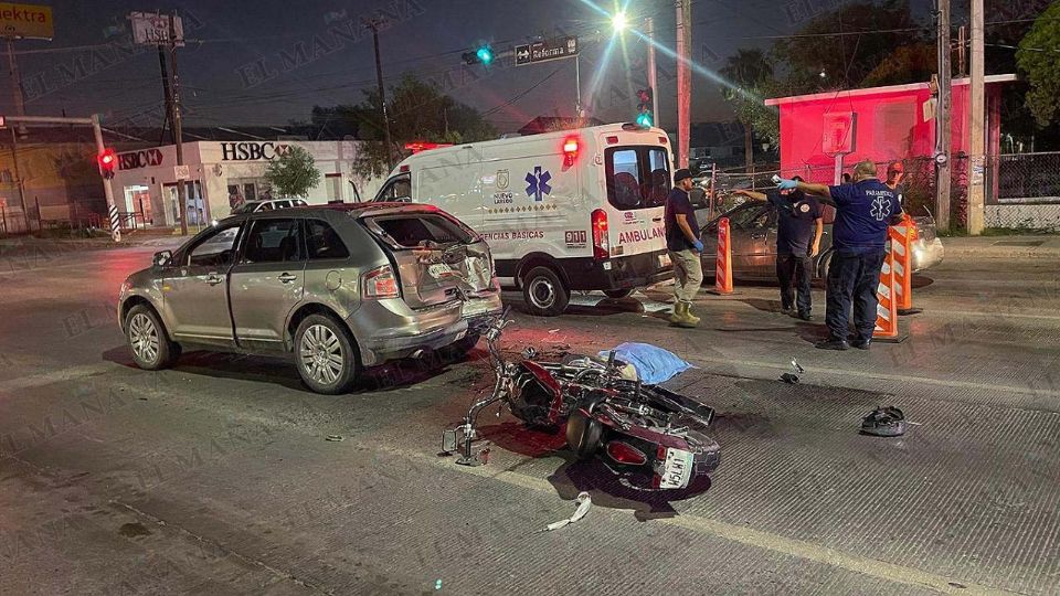 El acompañante fue llevado a un hospital para su atención