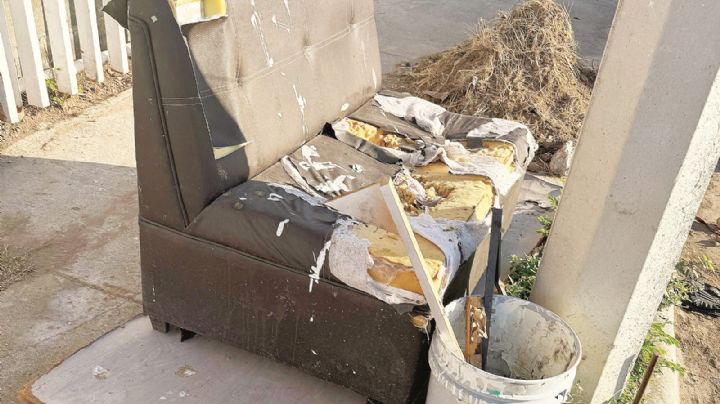 Ayudan a abuelitos de Nuevo Laredo a eliminar cacharros