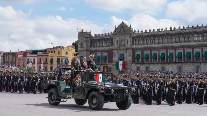Claudia Sheinbaum encabeza el Desfile Militar del 16 de Septiembre y hace historia
