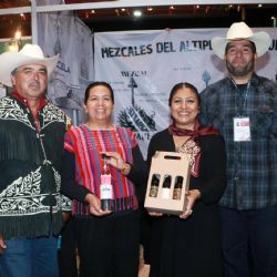 Destaca mezcal de Tamaulipas en el Encuentro Nacional de Puebla 2025