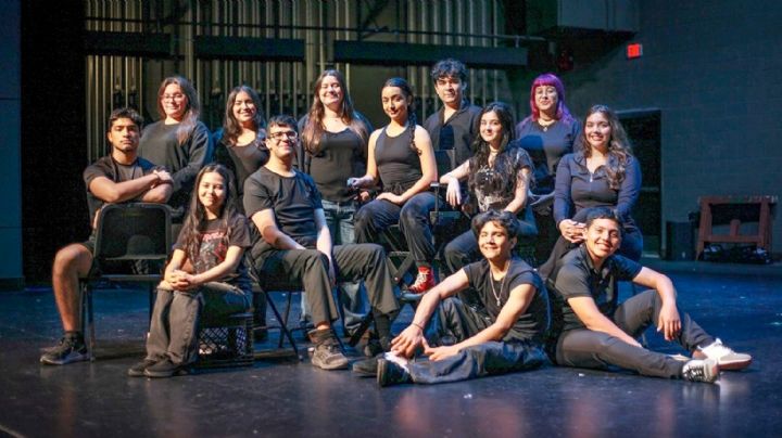 Estudiantes de teatro de Laredo, Texas, alcanzan éxito mundial en Edimburg, Escocia