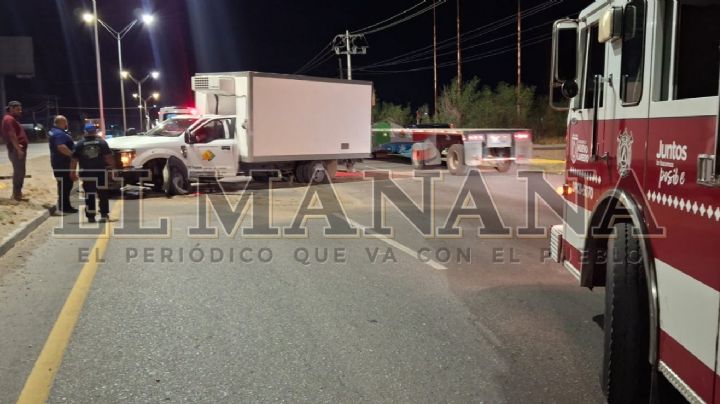 Accidente en Nuevo Laredo: camión brinca a carriles y casi provoca choque con tráileres