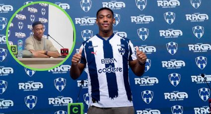 Simulacro interrumpe presentación de Anthony Martial con Rayados; así fue el momento viral