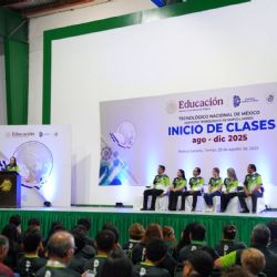 Participa Carmen Lilia Canturosas en arranque del ciclo escolar del Tec de Nuevo Laredo