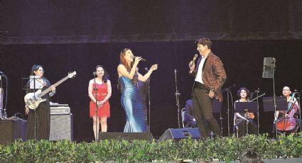 Viven velada de lujo en el Teatro Principal del Centro Cultural de Nuevo Laredo