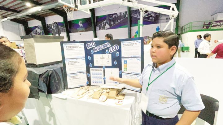 Alumno de Nuevo Laredo crea regadera única en su categoría