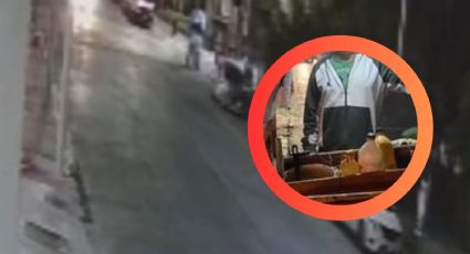 Abuelito en Monterrey es arrollado mientras vendía elotes; esto muestran las cámaras de seguridad | VIDEO