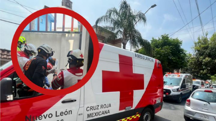 Hombre recibe descarga eléctrica y cae al instante; vecinos llamaron al 911