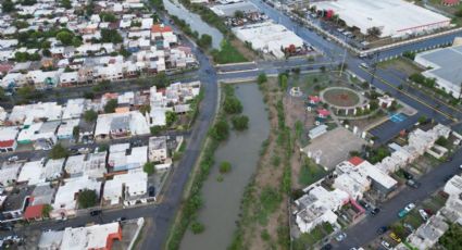 Arroyo El Coyote en el ISSSTE a su máxima capacidad por intensa lluvia en Nuevo Laredo