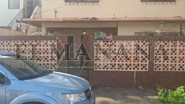 Bomberos controlan incendio en vivienda de la colonia Morelos; oficinistas avisaron de la emergencia