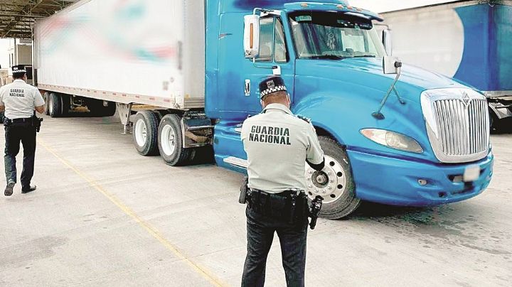 Quitan 60 patentes de agente aduanal