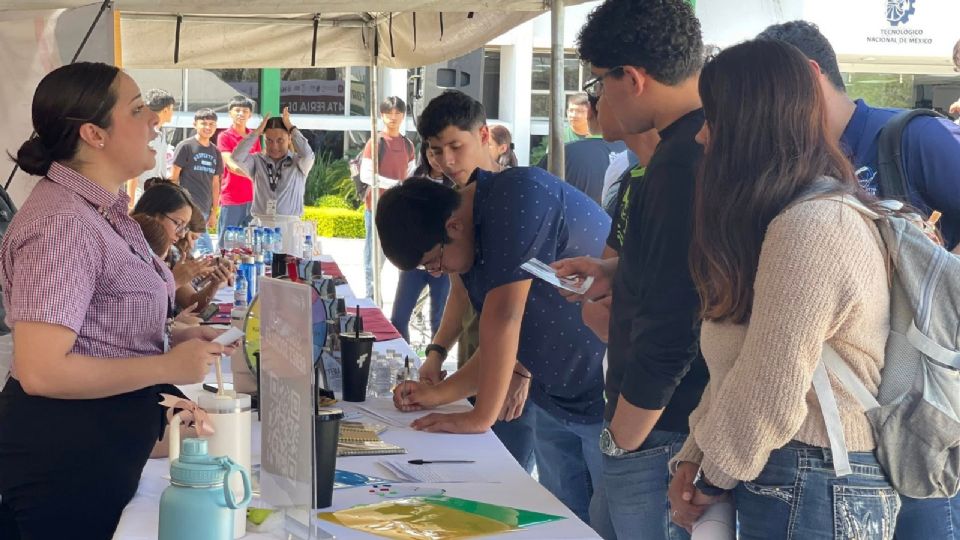 Invitan a feria del empleo