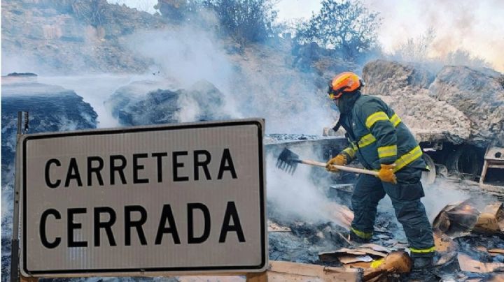 Carretera Monterrey-Nuevo Laredo cerrada por brutal accidente de tráileres; ¿a qué hora la abrirán?