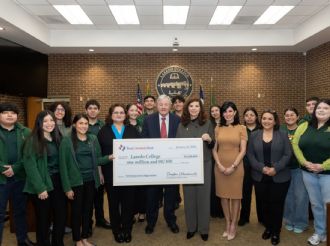 Millonaria donación impulsa la educación en Laredo College; crean fondo para becas estudiantiles