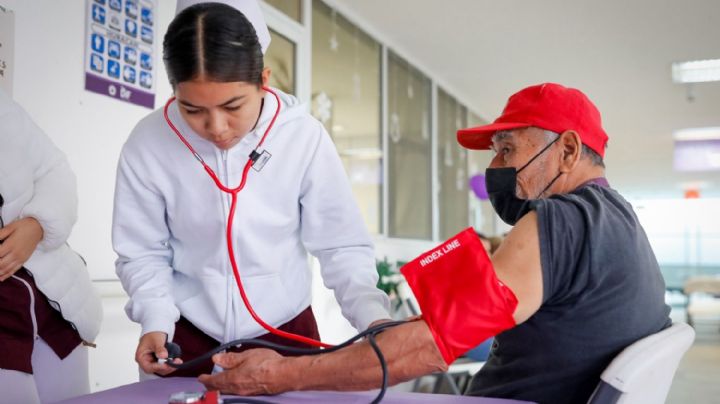Fortalece DIF Tamaulipas la atención a personas adultas mayores con brigadas de salud