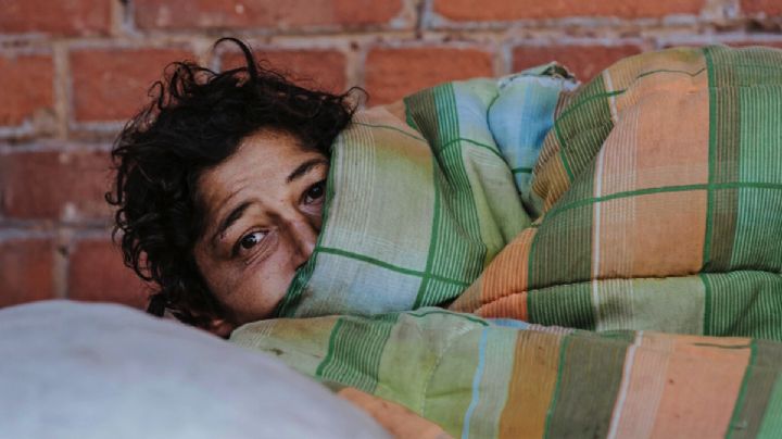 ¿Cómo acomodar las cobijas para dormir sin calefacción y pasar calientito toda la noche?