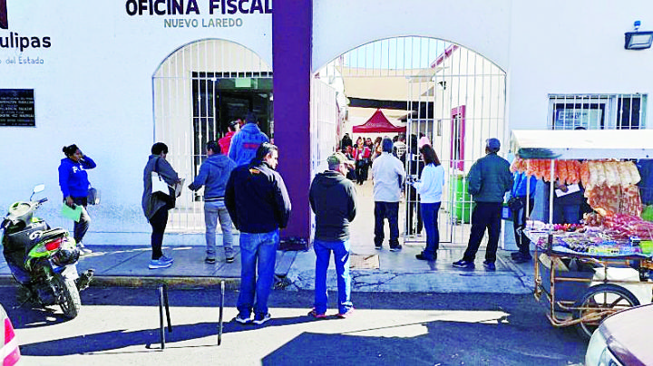 Oficina Fiscal en Nuevo Laredo: contribuyentes dejan de ir a hacer trámites presenciales; esto hacen