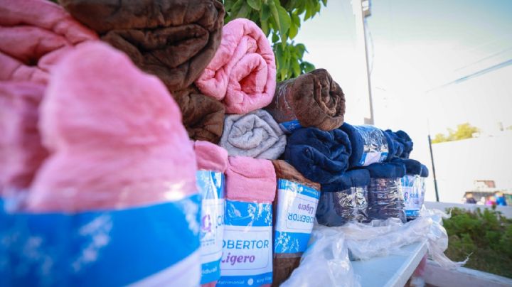 DIF Tamaulipas refuerza apoyos invernales en todo el estado; entregan cobijas a familias vulnerables